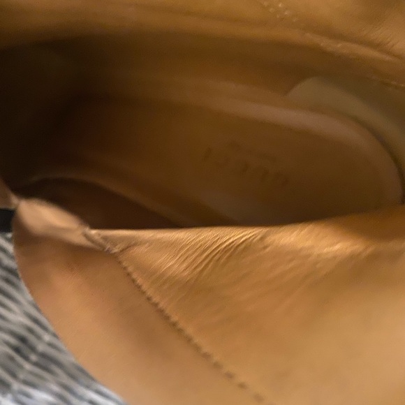 Womens. Gucci black leather boots - Picture 8 of 11